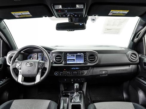 Used 2023 Toyota Tacoma TRD Off-Road AWD/4WD image 22