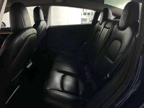 Used 2023 Tesla Model 3 Standard Range image 15
