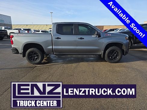 Used 2020 Chevrolet Silverado 1500 LT Trail Boss w/ Convenience Package image 1