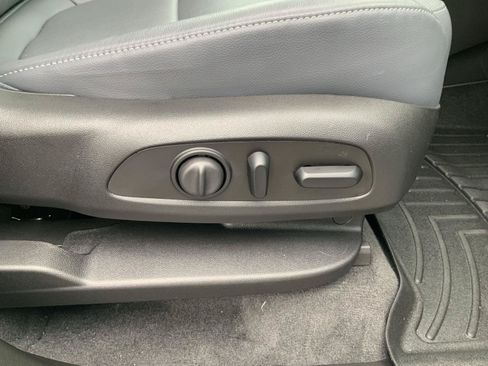 Used 2020 Chevrolet Traverse Premier AWD/4WD image 66