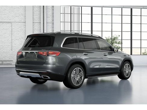 New 2026 Mercedes-Benz GLS 450 4MATIC image 21