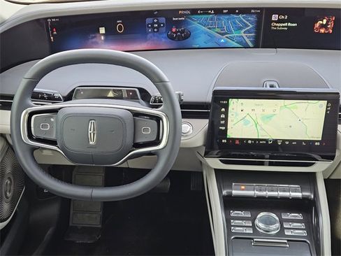 New 2026 Lincoln Nautilus Reserve image 25