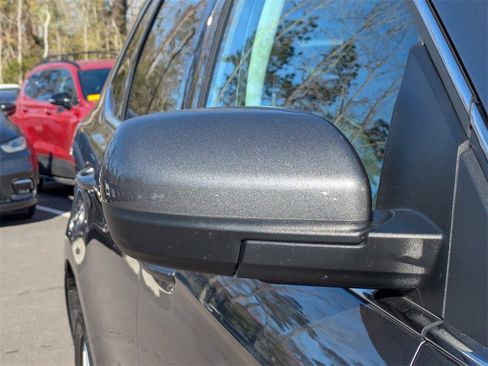 Used 2023 Ford Edge SEL image 11