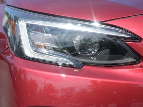 Certified 2022 Subaru Outback Premium AWD/4WD image 11