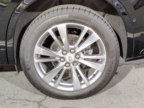 Used 2025 Cadillac XT6 Premium Luxury w/ Technology Package image 29