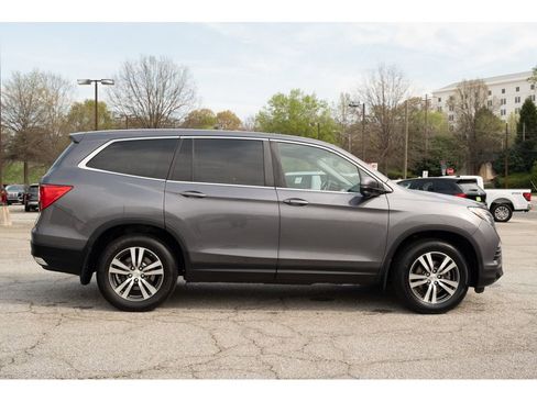 Used 2017 Honda Pilot EX-L image 8