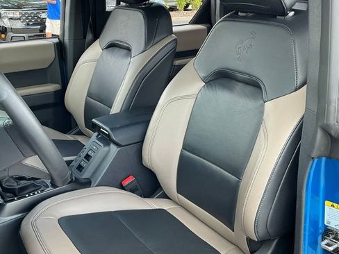 Certified 2022 Ford Bronco Wildtrak AWD/4WD image 35