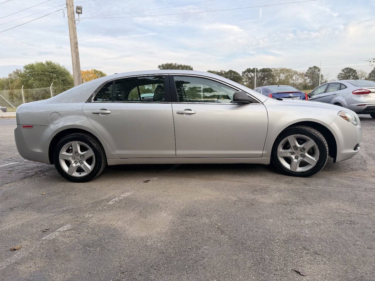 Used 2012 Chevrolet Malibu LS FWD image 6