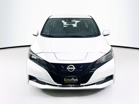 Used 2025 Nissan Leaf S image 2