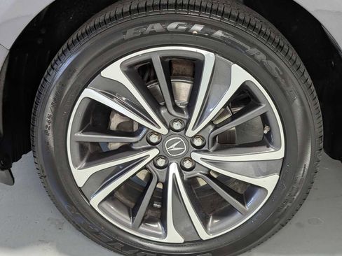 Used 2020 Acura MDX SH-AWD w/ Technology Package image 3