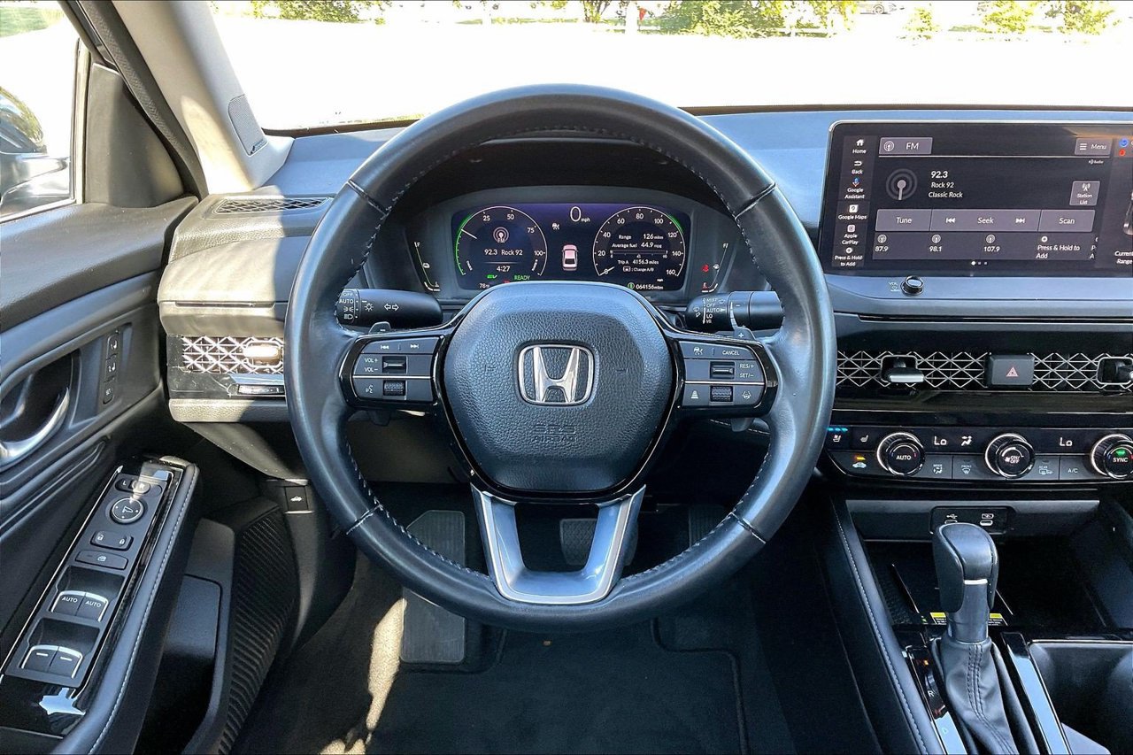 Used 2023 Honda Accord Touring image 9