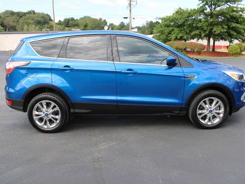 Used 2017 Ford Escape SE AWD/4WD image 7