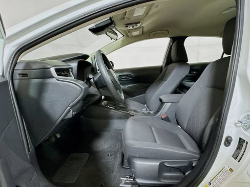 Used 2024 Toyota Corolla LE FWD image 18