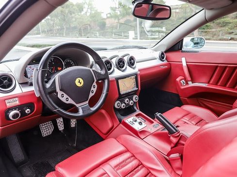 Used 2006 Ferrari 612 Scaglietti image 38