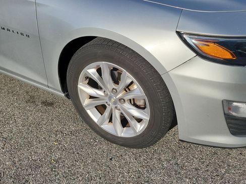 Used 2020 Chevrolet Malibu LT image 9