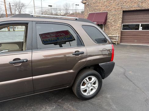 Used 2007 Kia Sportage LX image 11