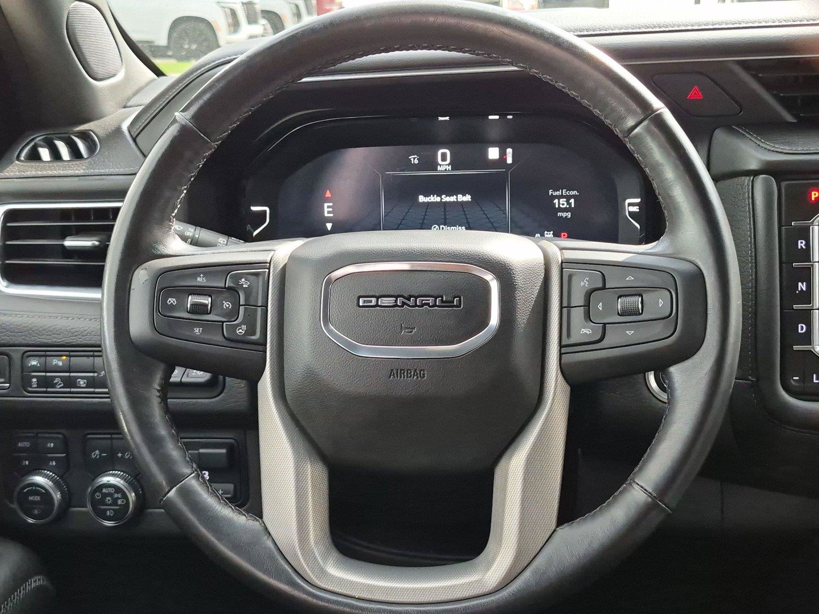 Used 2022 GMC Yukon Denali w/ Denali Ultimate Package AWD/4WD image 15
