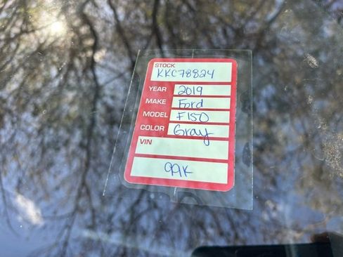 Used 2019 Ford F150 Lariat w/ Equipment Group 502A Luxury image 10