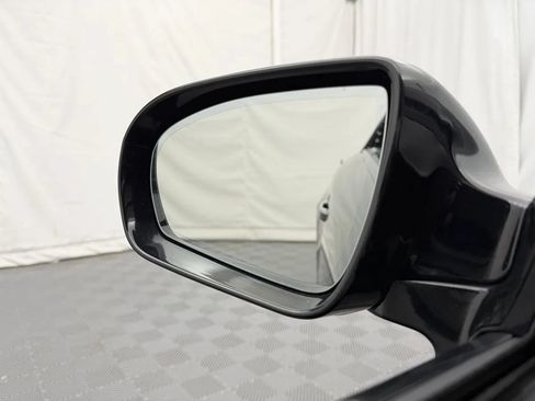 Used 2011 Mercedes-Benz SL 63 AMG image 13