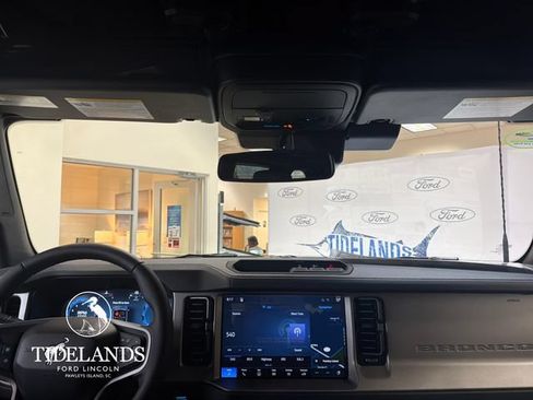 New 2026 Ford Bronco Outer Banks AWD/4WD image 21
