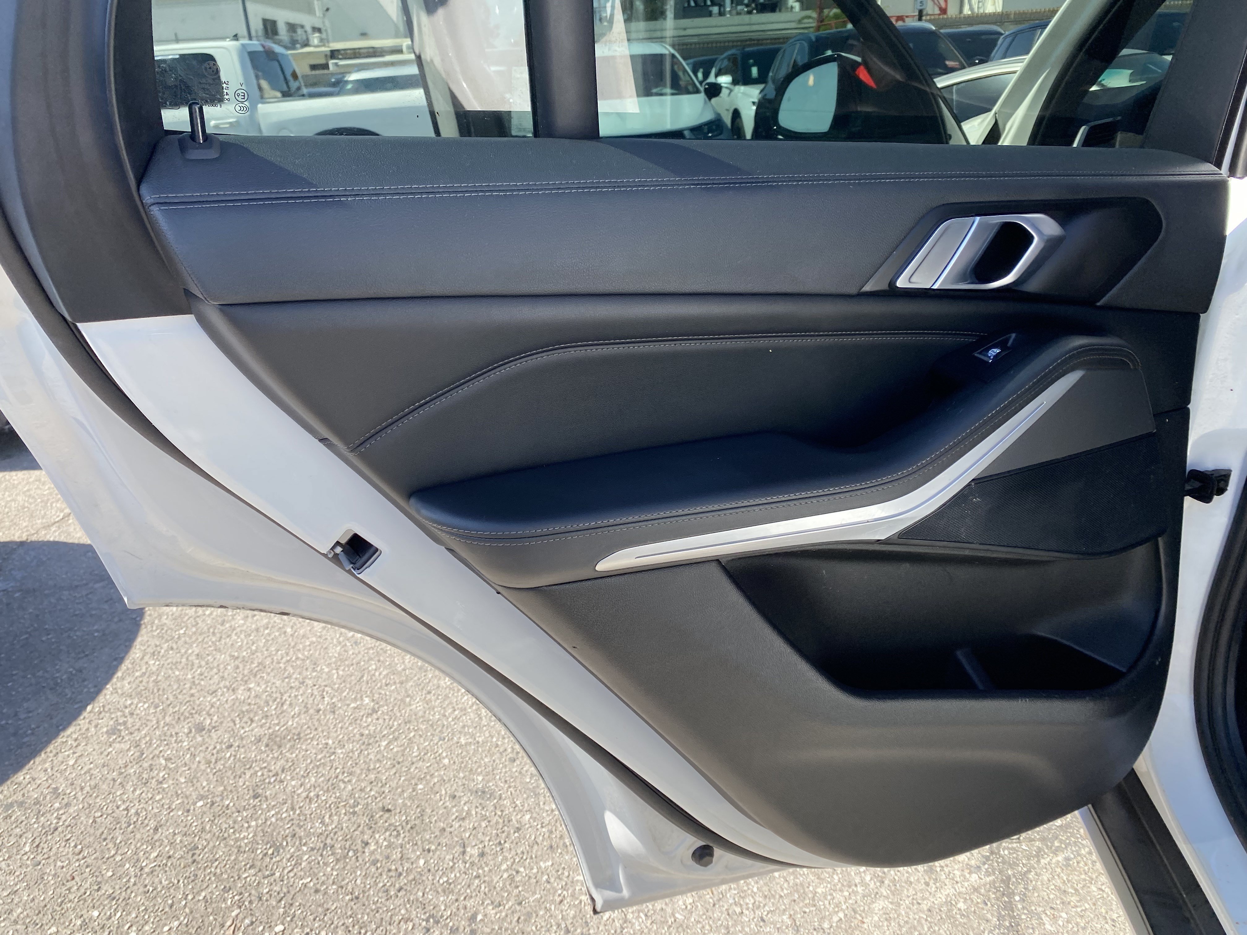 Used 2023 BMW X5 sDrive40i w/ Premium Package RWD image 17