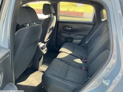 Used 2024 Honda HR-V Sport image 6