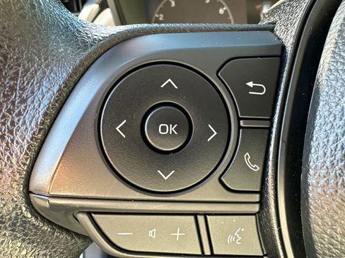 Certified 2025 Toyota Corolla Cross L image 28