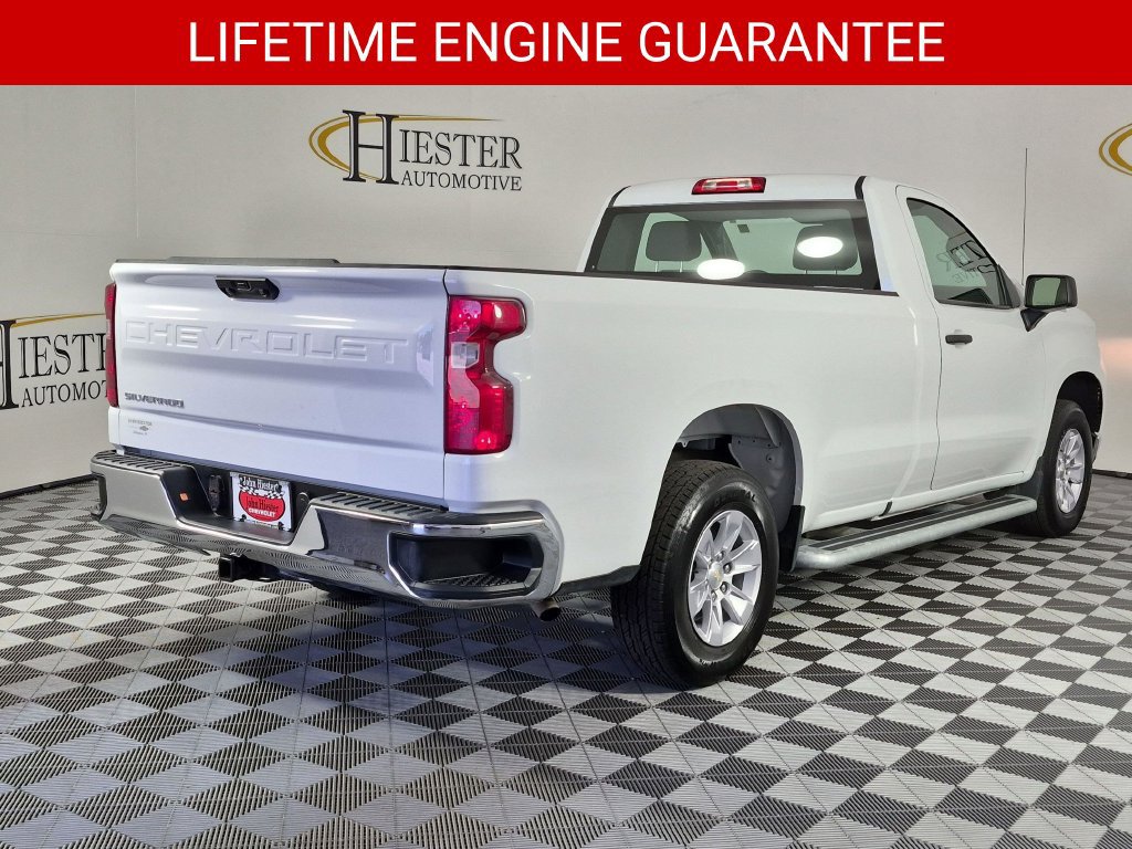 Used 2025 Chevrolet Silverado 1500 W/T RWD image 4