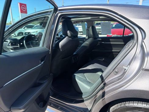Used 2023 Toyota Camry XSE w/ Navigation Package image 18