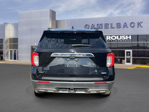 Used 2020 Ford Explorer XLT w/ Equipment Group 202A AWD/4WD image 6