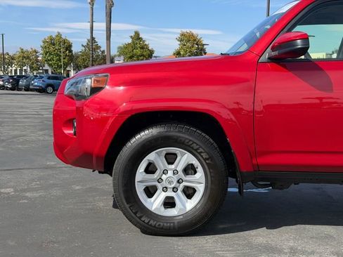 Used 2021 Toyota 4Runner SR5 RWD image 24
