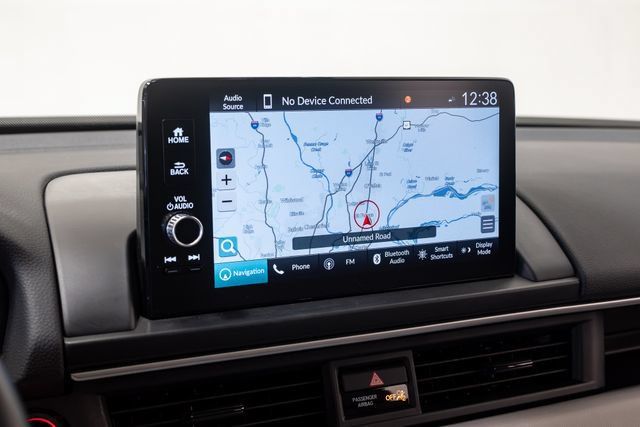 Used 2025 Honda Pilot Touring image 17