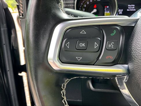 Used 2023 Jeep Wrangler Unlimited Sahara w/ Cold Weather Group AWD/4WD image 20
