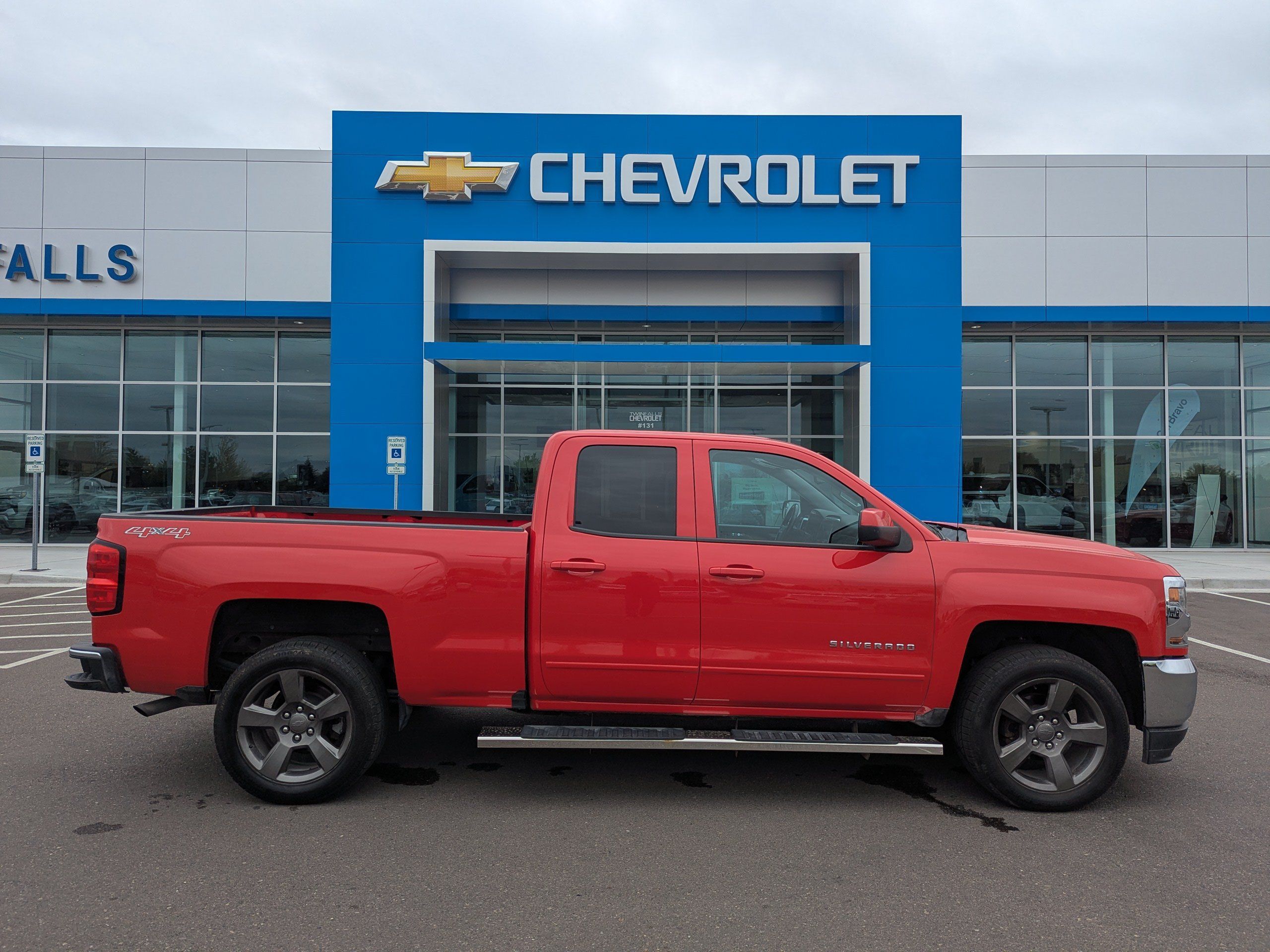 Certified 2016 Chevrolet Silverado 1500 LT w/ All Star Edition AWD/4WD image 34