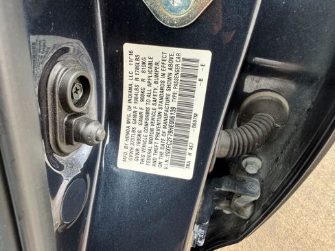 Used 2017 Honda Civic EX image 24