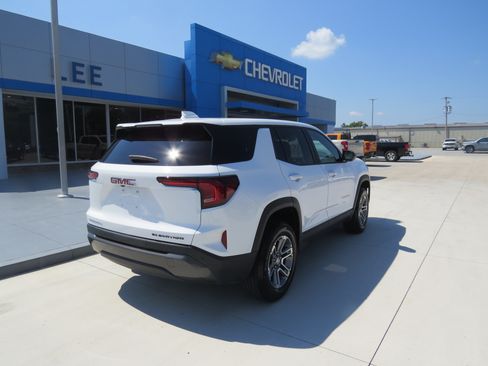 Used 2026 GMC Terrain Elevation FWD image 3