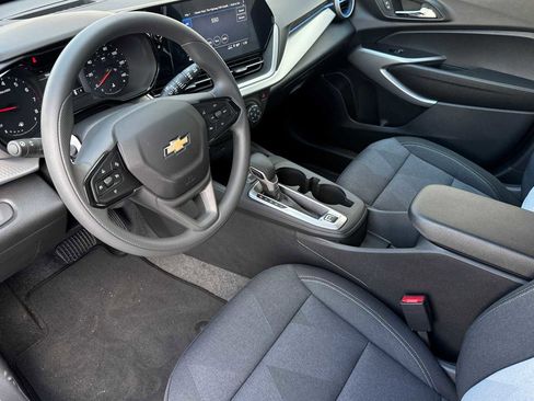 New 2026 Chevrolet Trax LS w/ LS Convenience Package image 6