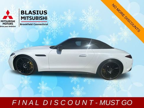 Used 2022 Mercedes-Benz SL 55 AMG 4MATIC w/ Driver Assistance Package image 21