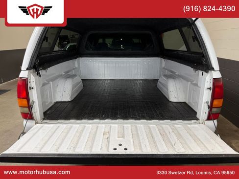 Used 2002 GMC Sierra 1500 SLE w/ SLT Marketing Option Pkg AWD/4WD image 54