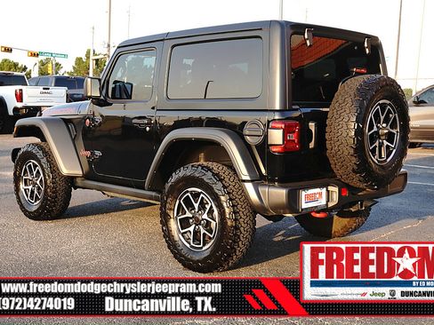 Used 2024 Jeep Wrangler Rubicon AWD/4WD image 3