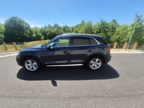 Used 2018 Audi Q5 2.0T Premium Plus w/ Premium Plus Package AWD/4WD image 5