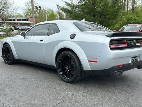 Used 2019 Dodge Challenger R/T Scat Pack RWD image 7