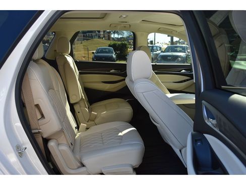 Used 2023 Buick Enclave Avenir w/ Avenir Technology Package image 15
