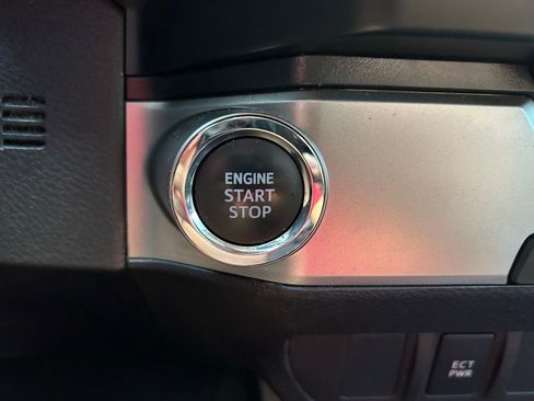 Certified 2023 Toyota Tacoma SR5 image 29