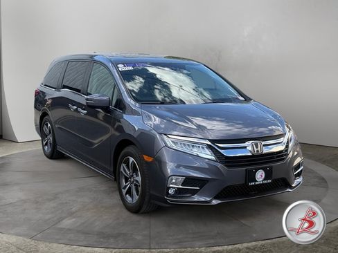 Used 2020 Honda Odyssey Touring image 1
