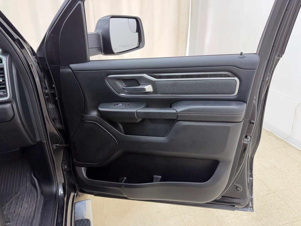 Used 2020 RAM 1500 Big Horn AWD/4WD image 7