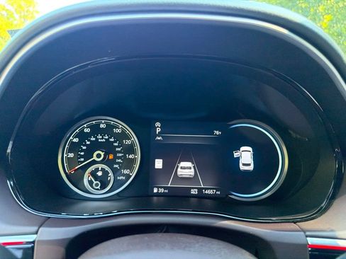 Used 2023 Genesis GV70 2.5T w/ Advanced Package AWD/4WD image 24
