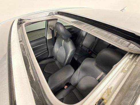 Used 2019 Toyota Camry SE w/ Convenience Package image 30