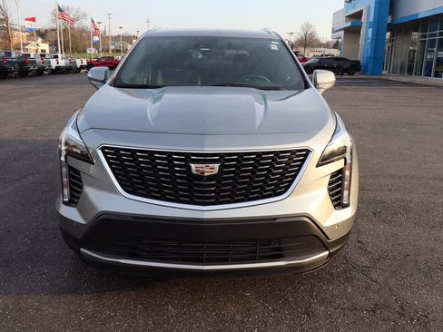 Used 2023 Cadillac XT4 Premium Luxury w/ Enhanced Visibility Package image 36