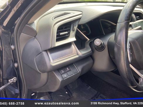 Used 2016 Honda Civic Touring image 22